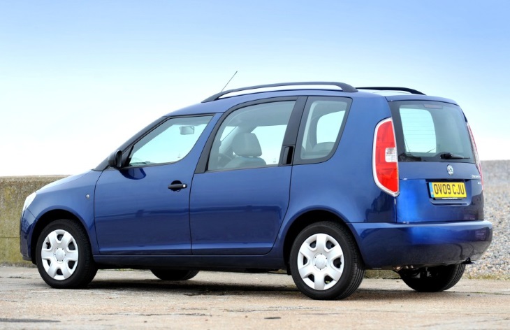 Компактвэн Skoda Roomster, 2006-2010