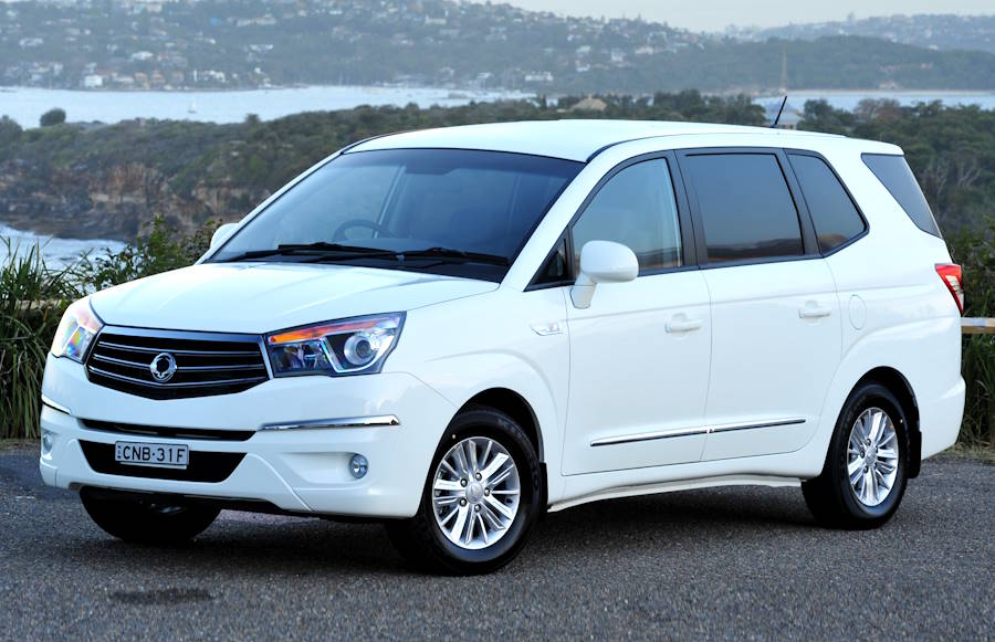 Минивэн SsangYong Stavic