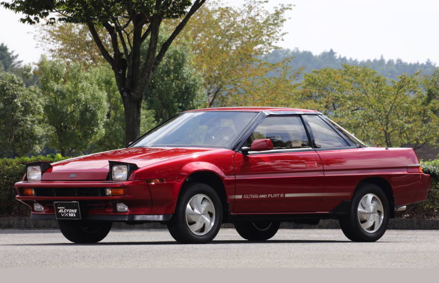 Купе Subaru Alcyone первого поколения