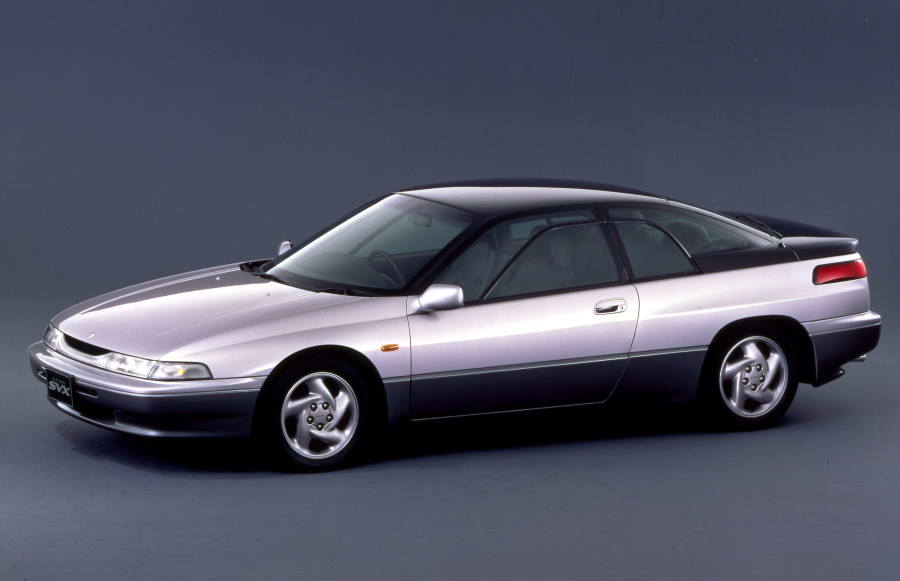 Купе Subaru Alcyone SVX второго поколения
