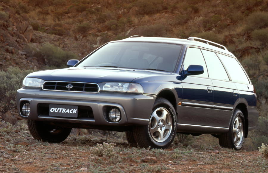 Универсал Subaru Outback первого поколения