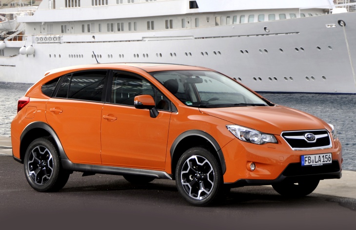 Кроссовер Subaru XV первого поколения