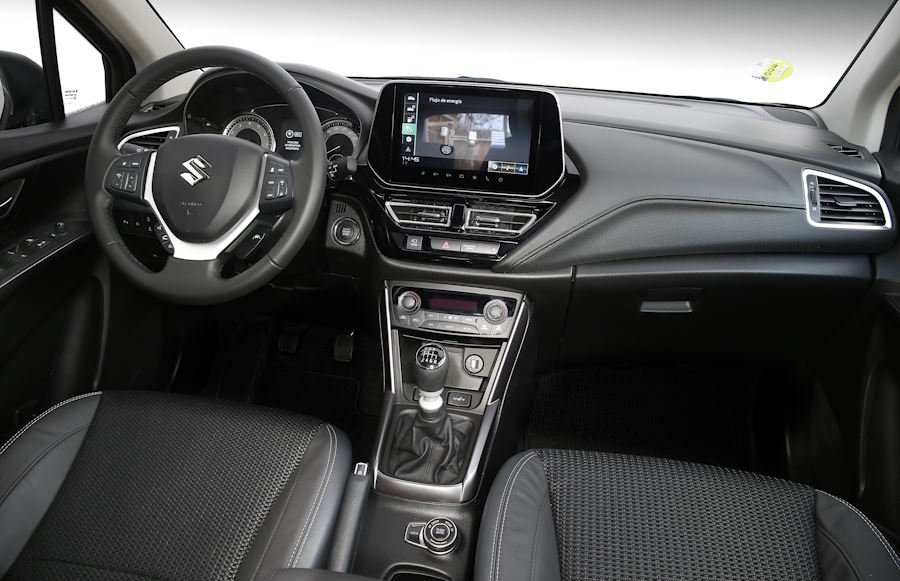 ����� ���������� Suzuki S-Cross