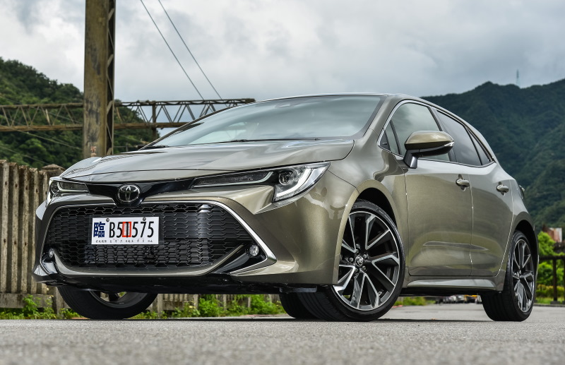 ������� Toyota Auris