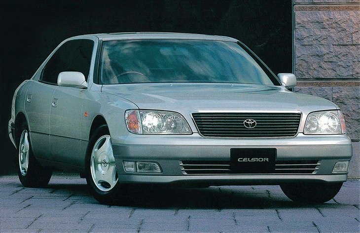 ����� Toyota Celsior ������� ��������� ����� ����������� (1997-2000)