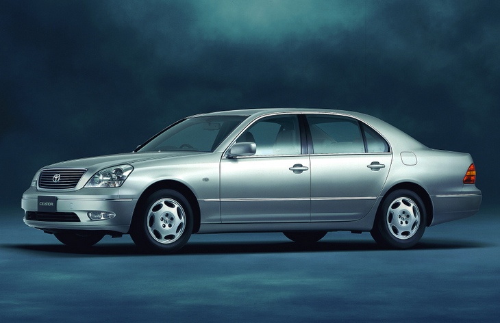 ����� Toyota Celsior �������� ��������� (2000-2006)