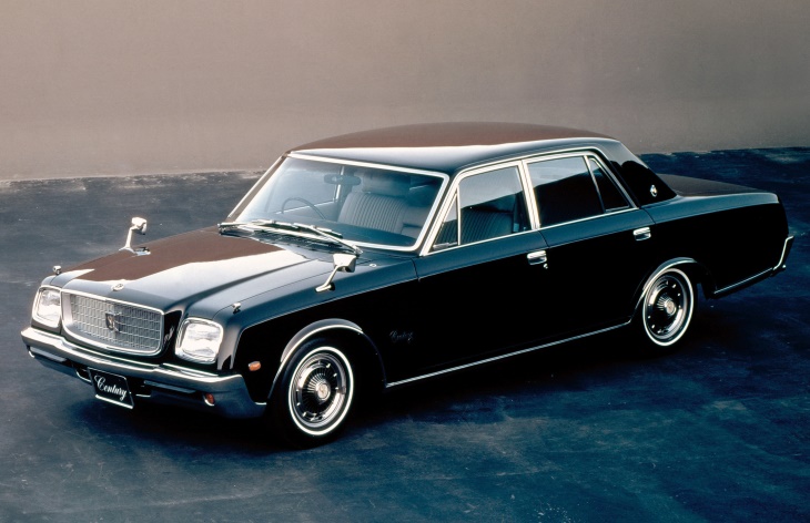 Седан Toyota Century первого поколения, 1967–1997