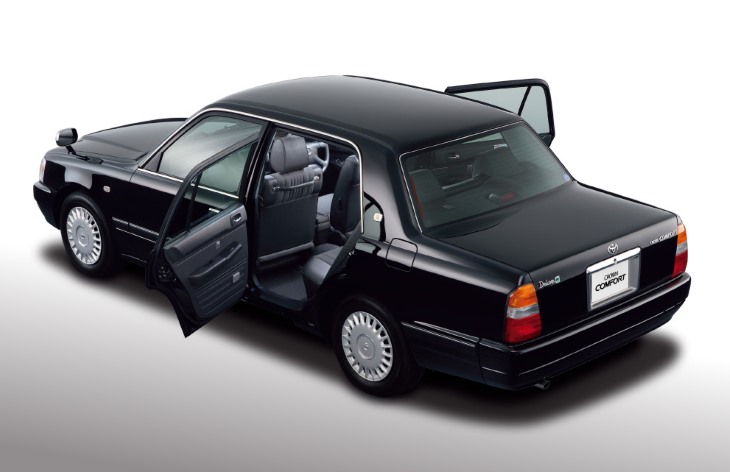 Седан Toyota Comfort