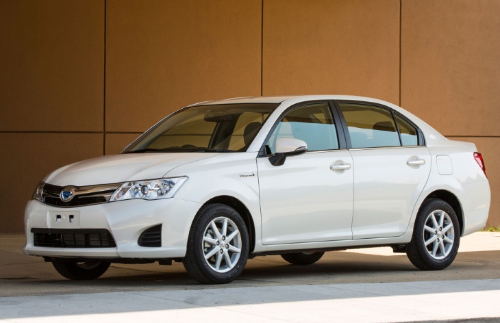 Седан Toyota Corolla одиннадцатого поколения для японского рынка