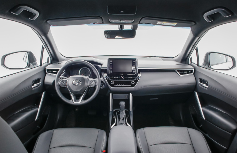 �������� ���������� Toyota Corolla Cross