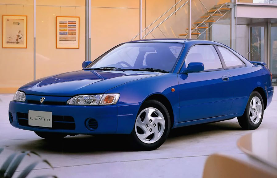 Купе Toyota Corolla Levin седьмого поколения