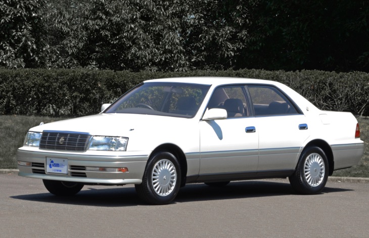 Toyota Crown �������� ���������