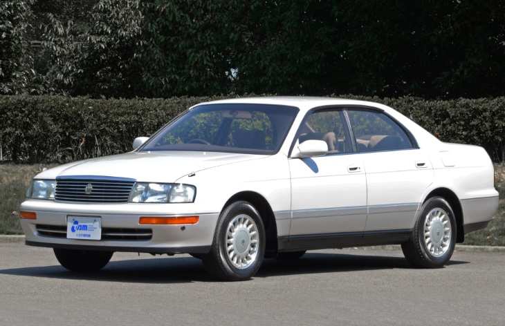 Toyota Crown �������� ���������