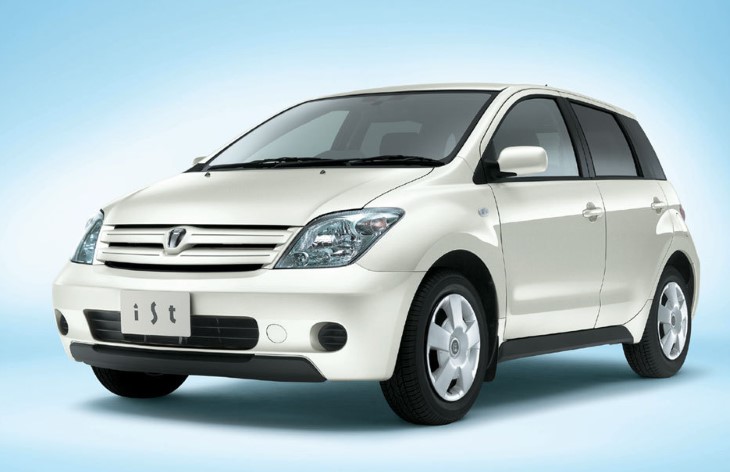������� Toyota Ist ������� ���������, 2002�2007