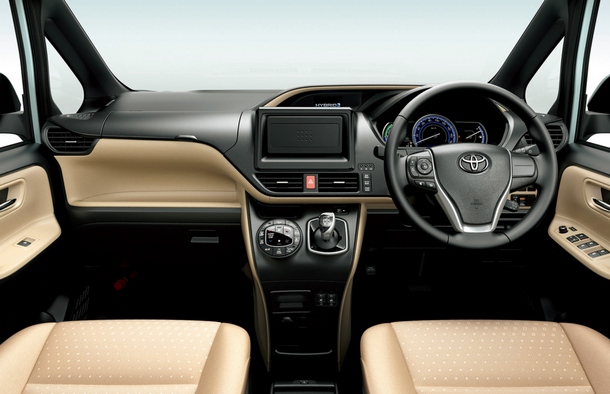 �������� �������� Toyota Noah