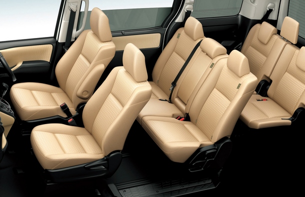 �������� �������� Toyota Noah