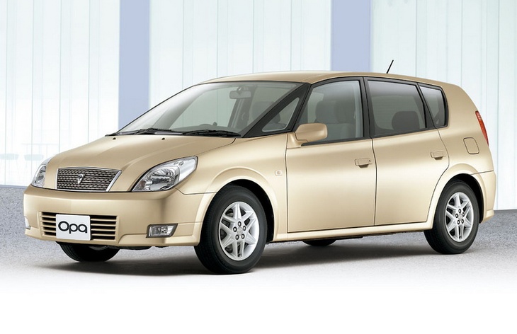 ������� Toyota Opa, 2000�2005