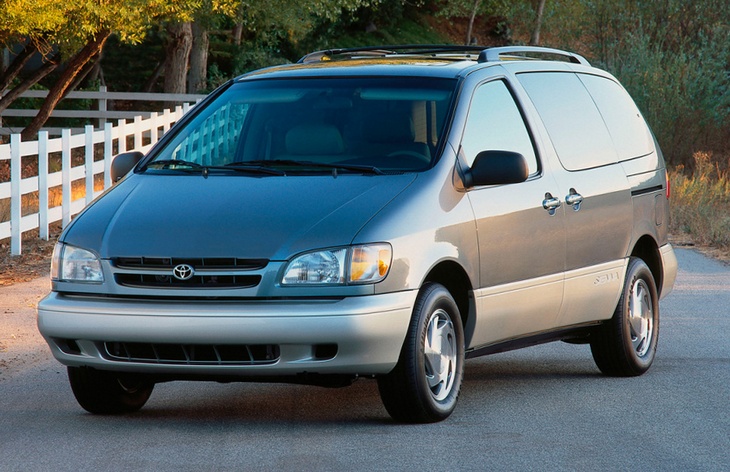 ������� Toyota Sienna ������� ���������