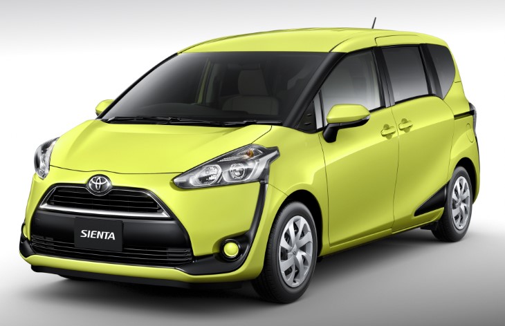 ������� Toyota Sienta ������� ���������