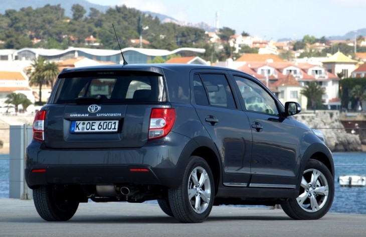 Хэтчбек Toyota Urban Cruiser, 2009-2014