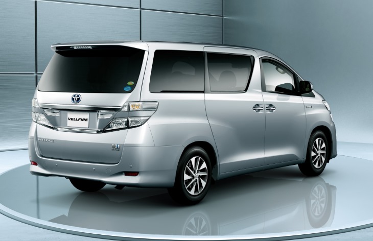 Минивэн Toyota Vellfire первого поколения, 2008–2014