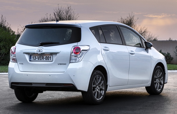 ������� Toyota Verso