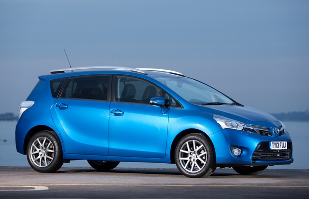 ������� Toyota Verso
