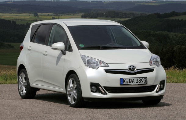 ������� Toyota Verso S