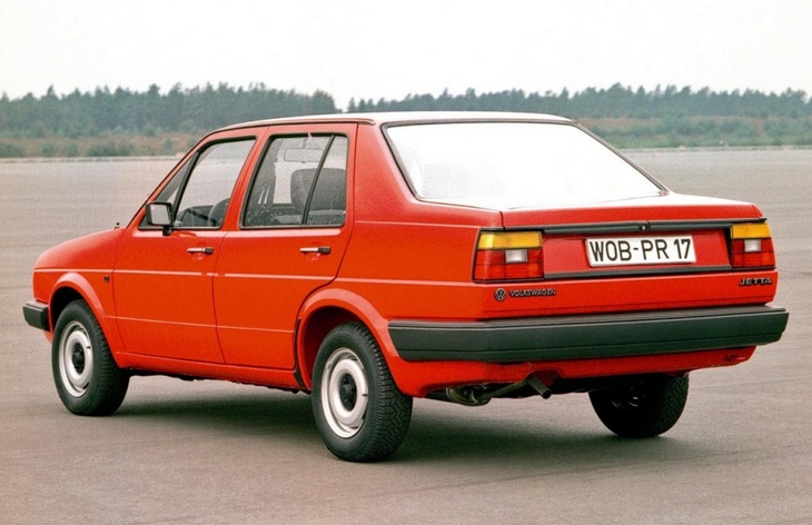Седан Volkswagen Jetta второго поколения