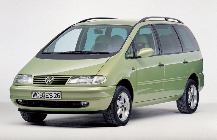 Минивэн Volkswagen Sharan первого поколения (1995-2000)