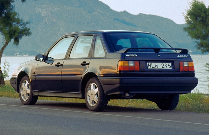 ������� Volvo 440, 1987�1994