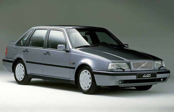 ������� Volvo 440 ����� �����������, 1994�1997