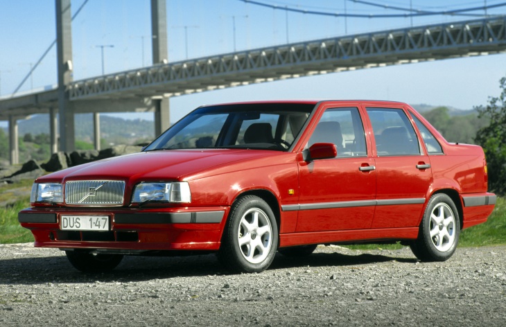 Седан Volvo 850
