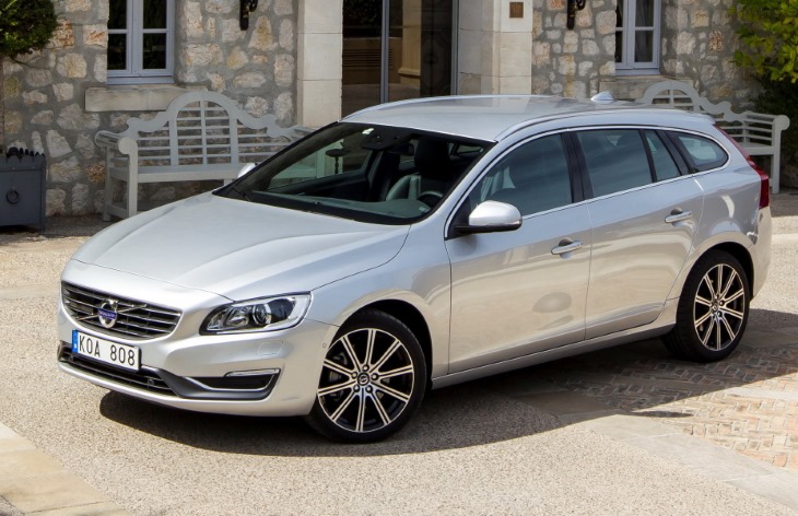Универсал Volvo V60 первого поколения после рестайлинга, 2013–2018