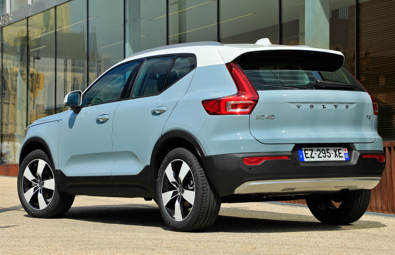 ��������� Volvo XC40