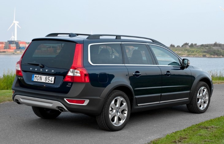 Универсал Volvo XC70 второго поколения, 2007–2016
