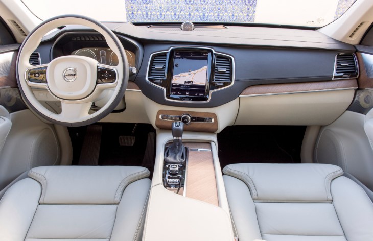 �������� ���������� Volvo XC90