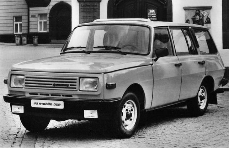 Универсал Wartburg 353W Tourist, 1985–1988