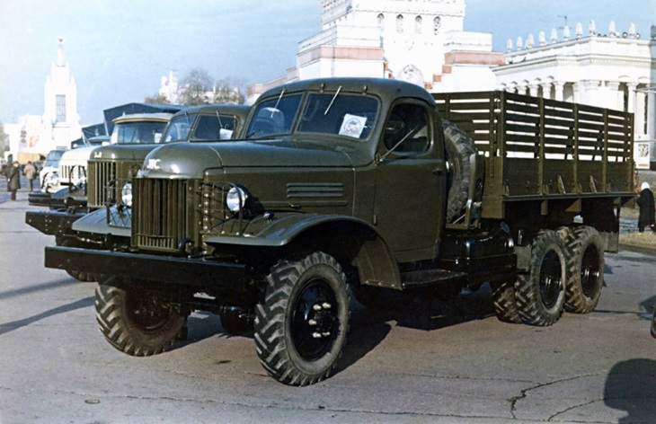 Грузовой автомобиль ЗИС-151