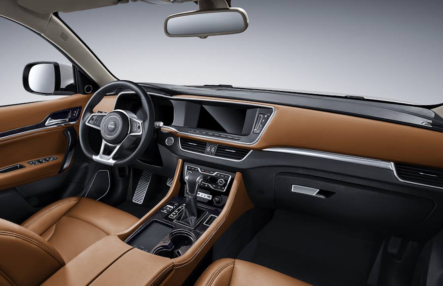 Салон кроссовера Zotye Coupa
