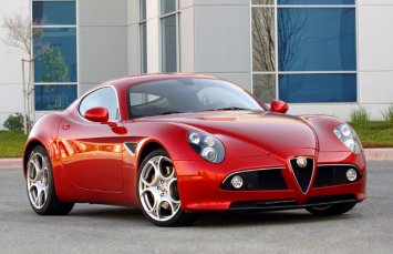 Alfa Romeo 8C
