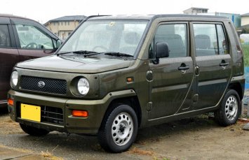 Daihatsu Naked