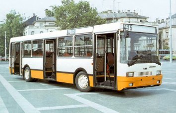 Ikarus 415