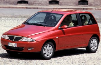 Lancia Y