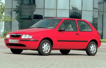 Mazda 121
