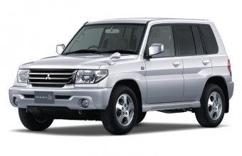 Mitsubishi Pajero IO