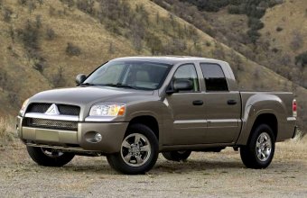 Mitsubishi Raider