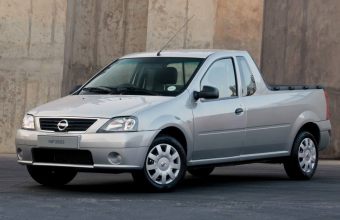 Nissan NP200