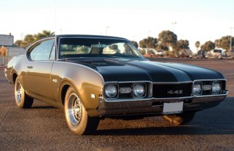 Oldsmobile 442