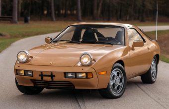 Porsche 928